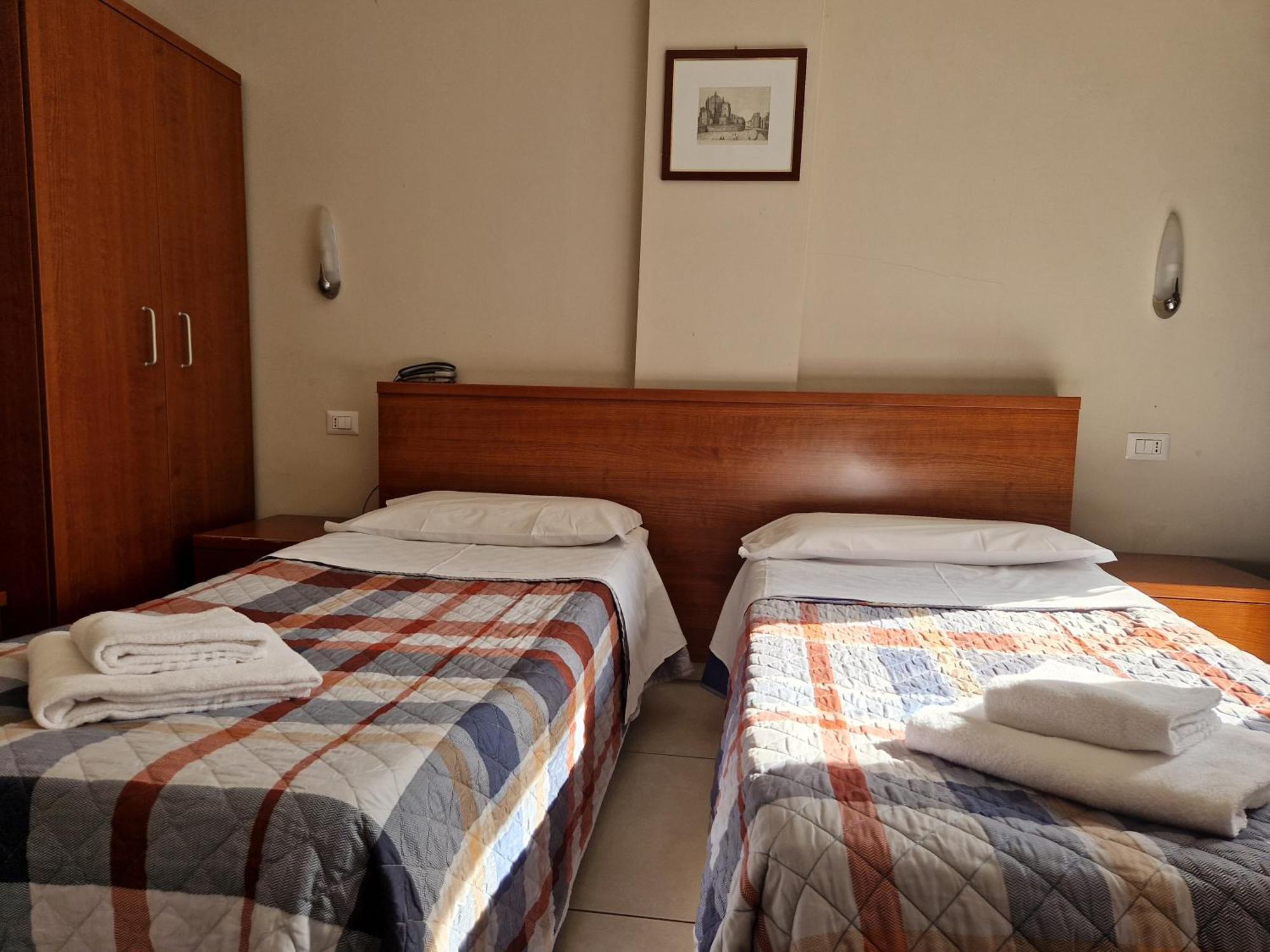 Hotel Bonola — Fotos 1
